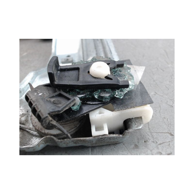 MECANISME LEVE-GLACE AVANT DROIT RENAULT CLIO