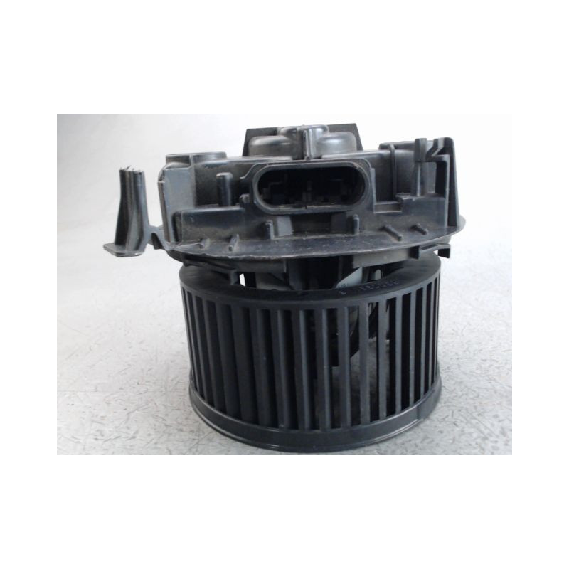 MOTEUR VENTILATEUR CHAUFFAGE RENAULT CLIO