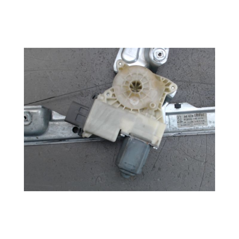 MECANISME LEVE-GLACE AVANT GAUCHE PEUGEOT 3008