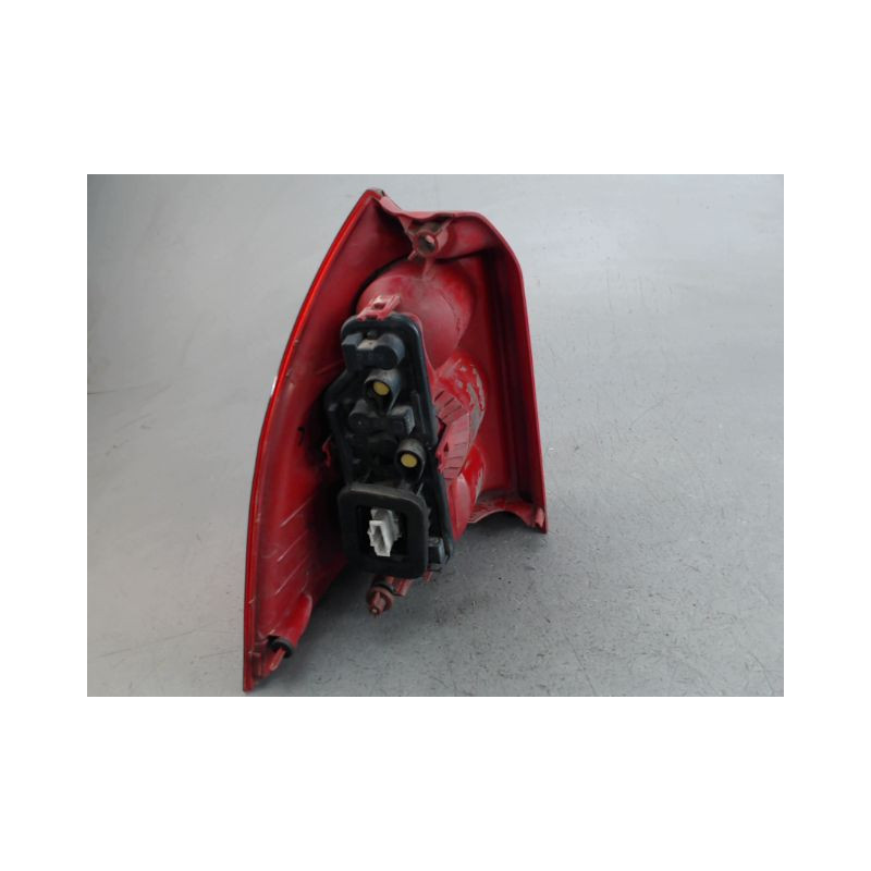 FEU ARRIERE DROIT PEUGEOT 307