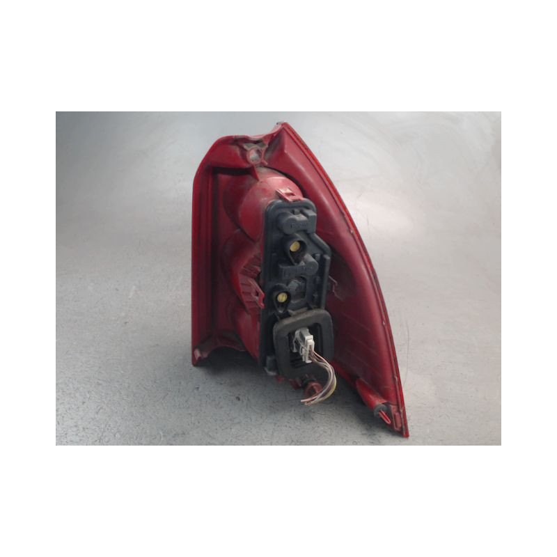 FEU ARRIERE GAUCHE  PEUGEOT 307