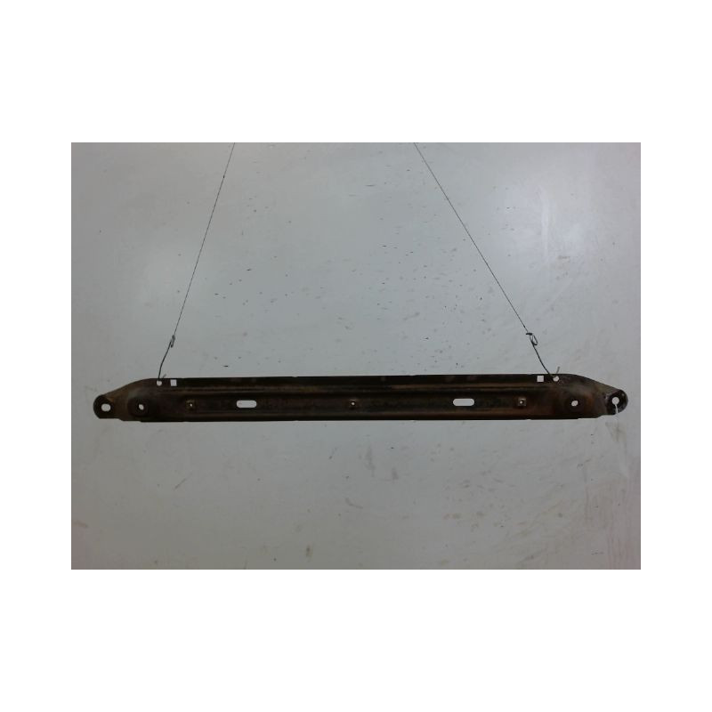 TRAVERSE INFERIEURE ARMATURE AVANT PEUGEOT 308