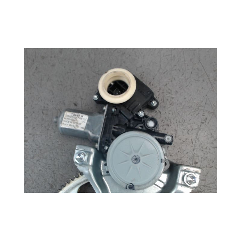 MECANISME LEVE-GLACE AVANT GAUCHE TOYOTA YARIS