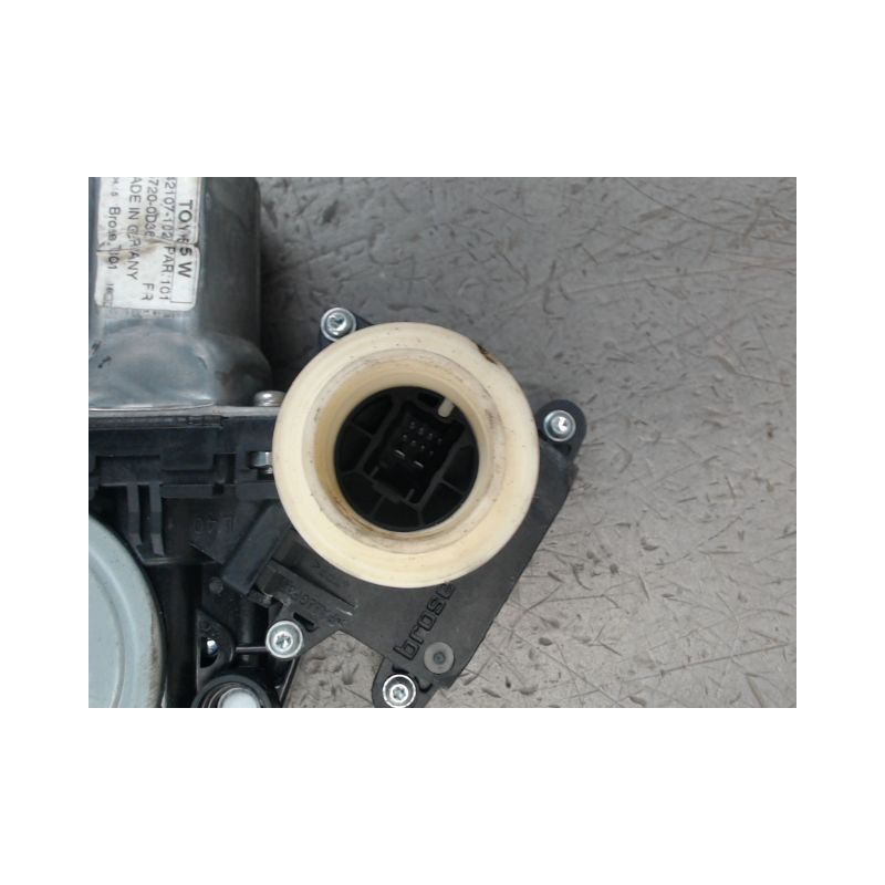 MECANISME LEVE-GLACE AVANT GAUCHE TOYOTA YARIS