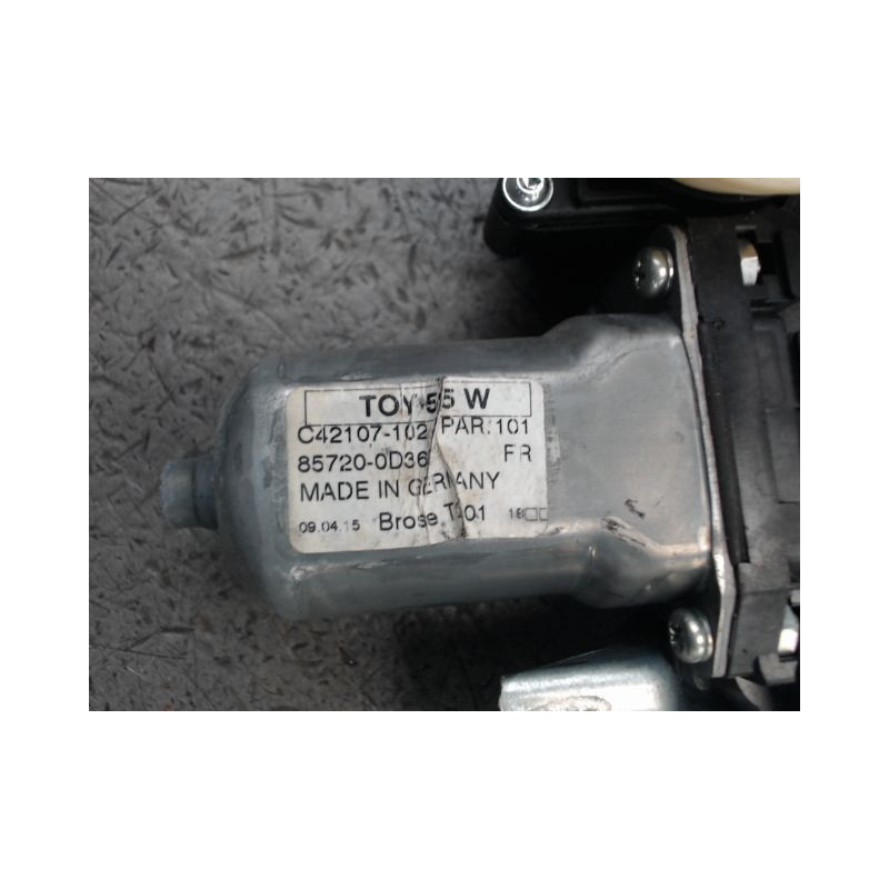 MECANISME LEVE-GLACE AVANT GAUCHE TOYOTA YARIS