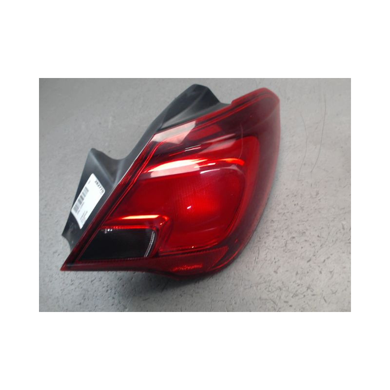 FEU ARRIERE DROIT OPEL CORSA