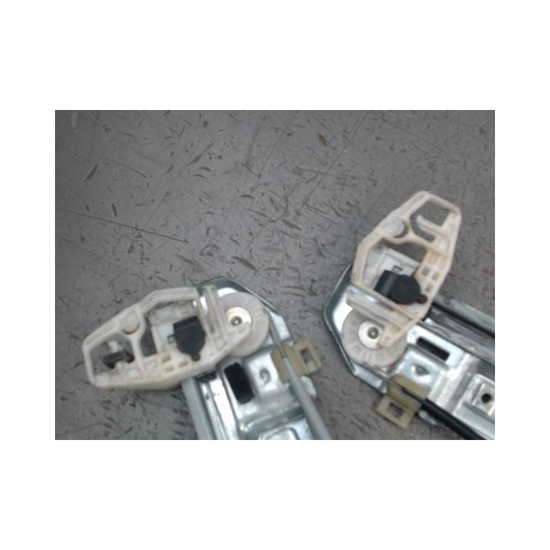 MECANISME LEVE-GLACE AVANT GAUCHE RENAULT MEGANE