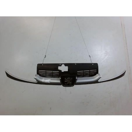CALANDRE PEUGEOT 206
