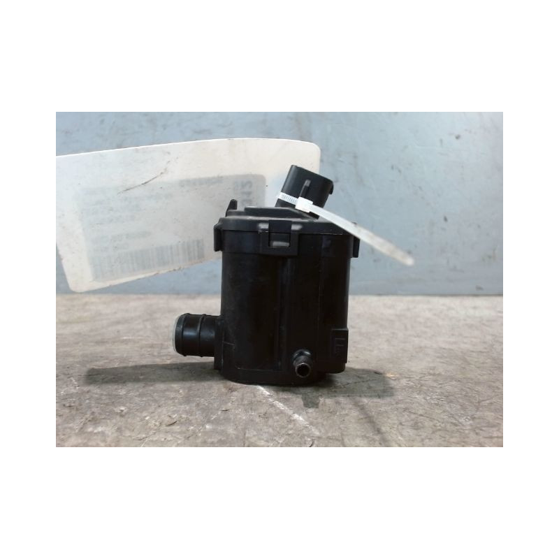 POMPE LAVE-GLACE AVANT KIA RIO 2005-
