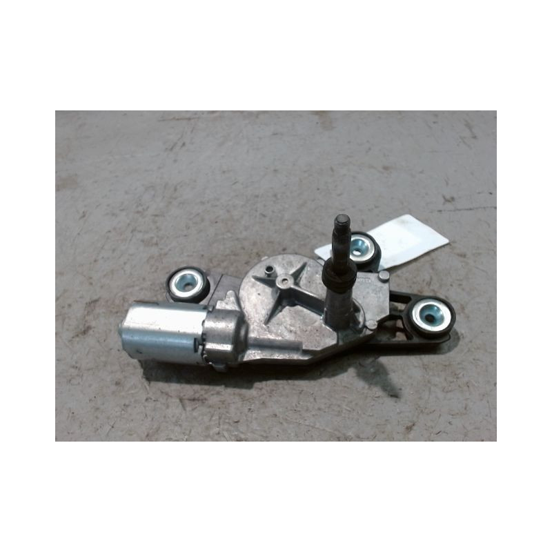 MOTEUR ESSUIE-GLACE ARRIERE FORD FIESTA 2010-