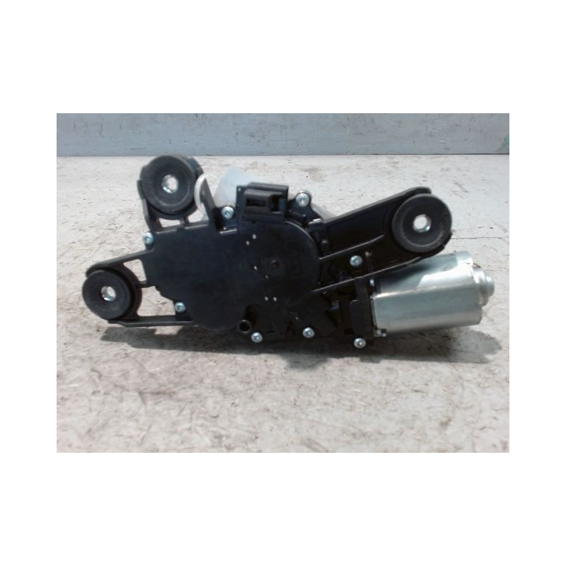 MOTEUR ESSUIE-GLACE ARRIERE FORD FIESTA 2010-