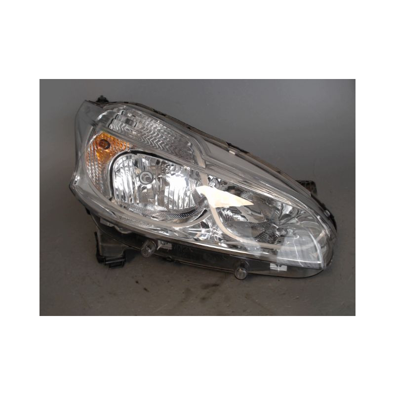 PHARE DROIT PEUGEOT 208 PHASE 1 1.4 HDI - 8V TURBO