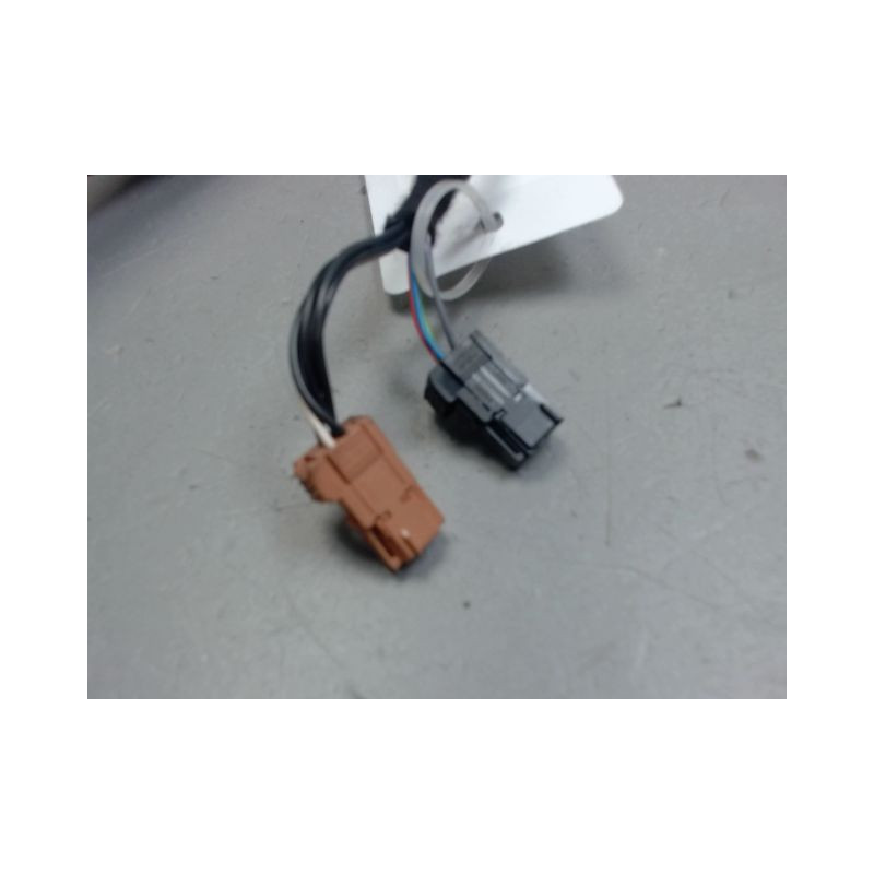 RETROVISEUR EXTERIEUR ELECTRIQUE DROIT PEUGEOT 208 PHASE 1 1.4 HDI - 8V TURBO