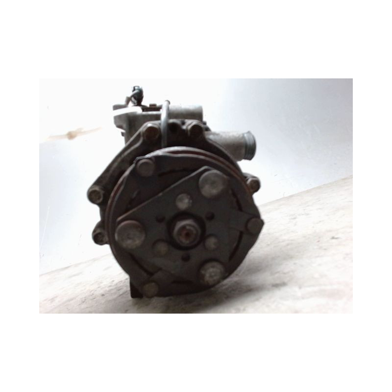 COMPRESSEUR AIR CONDITIONNE SUZUKI SWIFT 3 1.3I - 16V