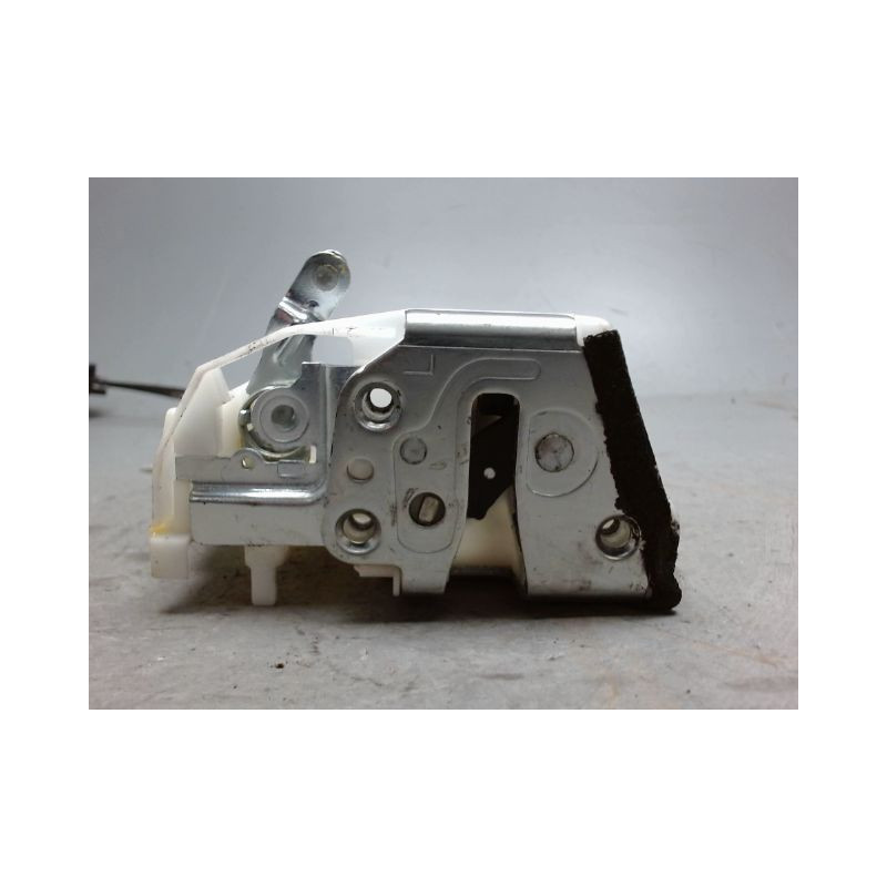 SYSTEME CONDAMNATION ARRIERE GAUCHE OPEL AGILA B ESSENCE