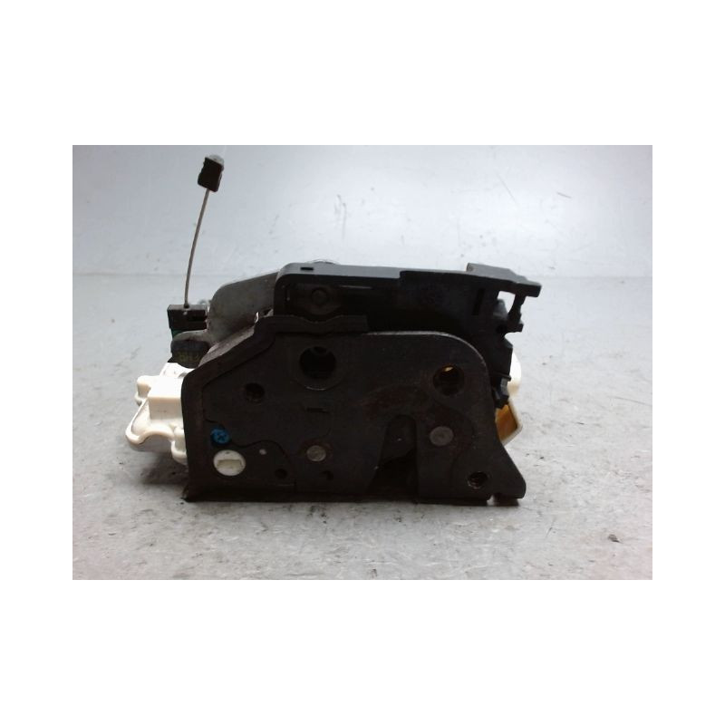SYSTEME CONDAMNATION ARRIERE DROIT SEAT ALTEA PHASE 1 1.9 TDI - 8V TUR