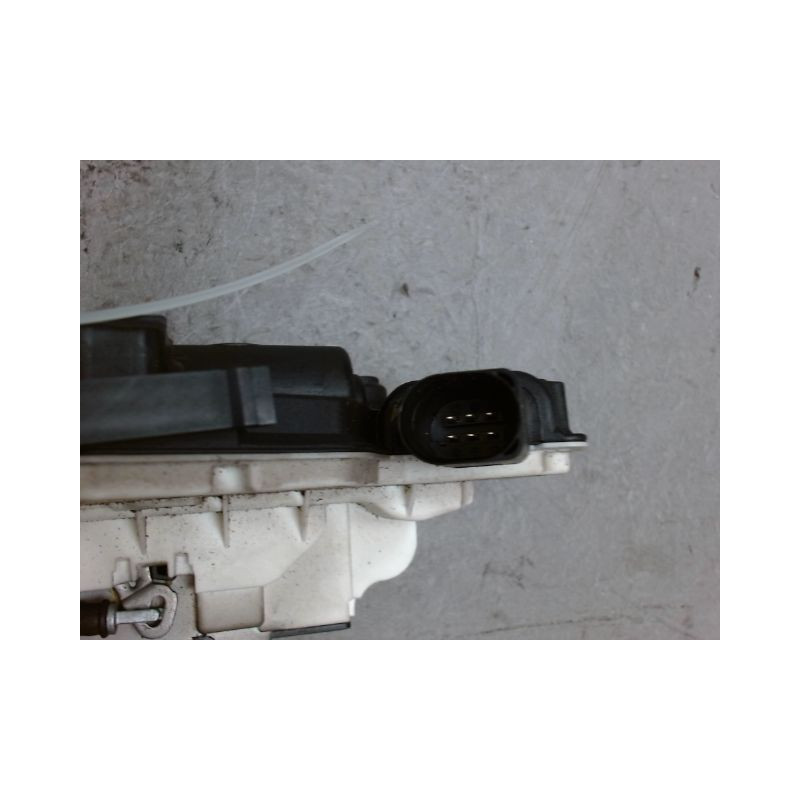 SYSTEME CONDAMNATION ARRIERE GAUCHE VOLKSWAGEN UP