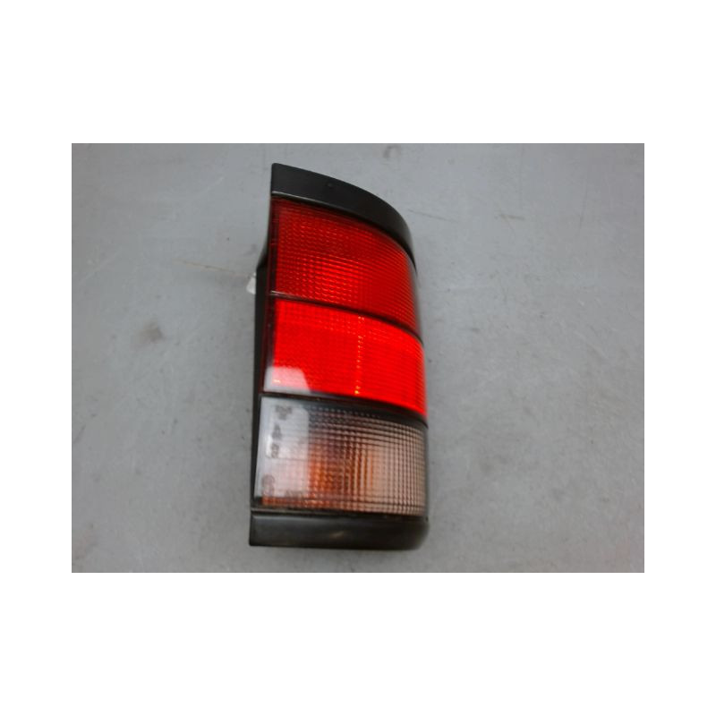 FEU ARRIERE DROIT PEUGEOT 806 94-2001