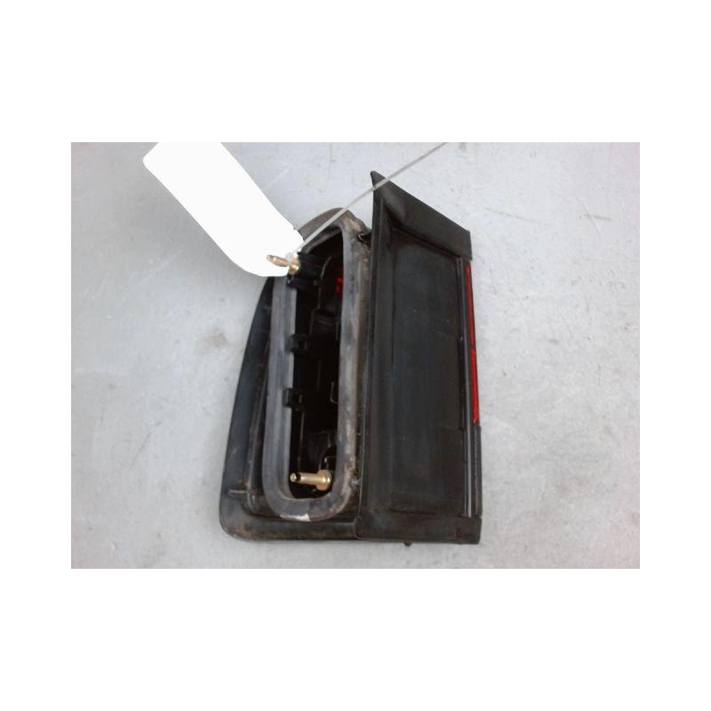 FEU ARRIERE DROIT PEUGEOT 806 94-2001