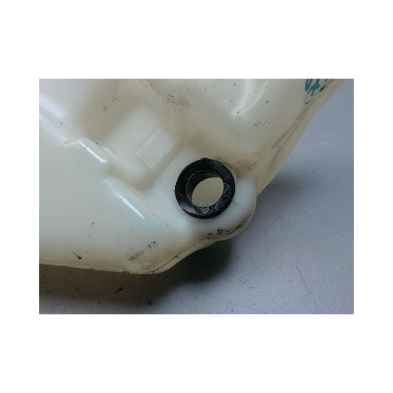 RESERVOIR LAVE-GLACE AVANT PEUGEOT 206 5P