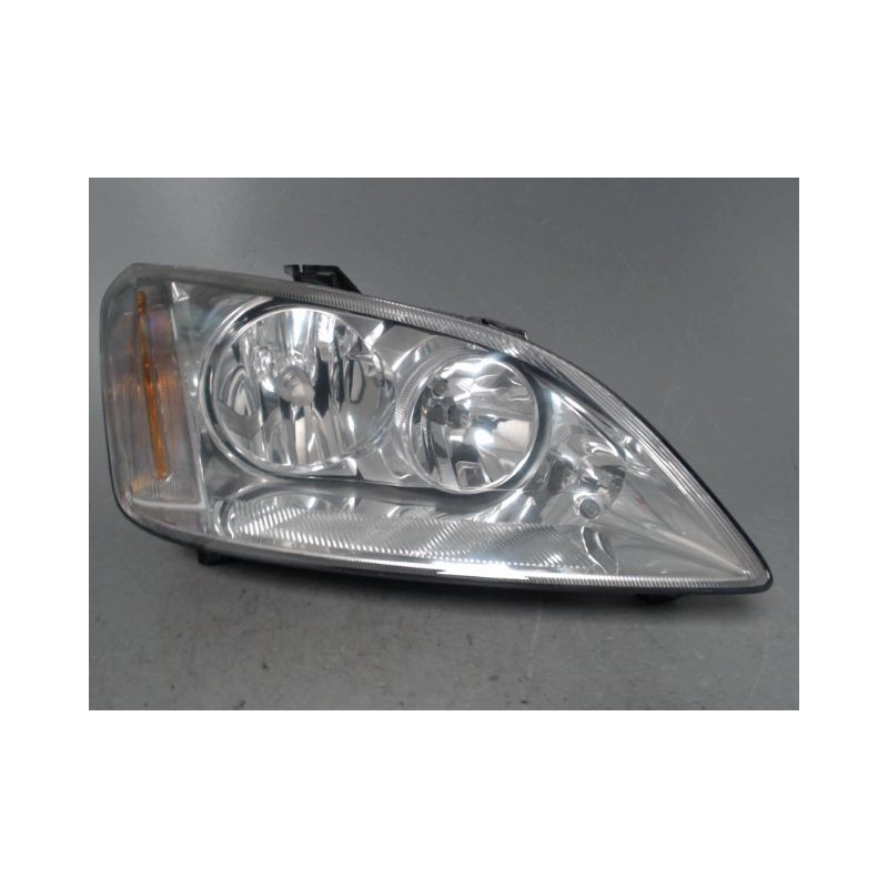 PHARE DROIT FORD FOCUS