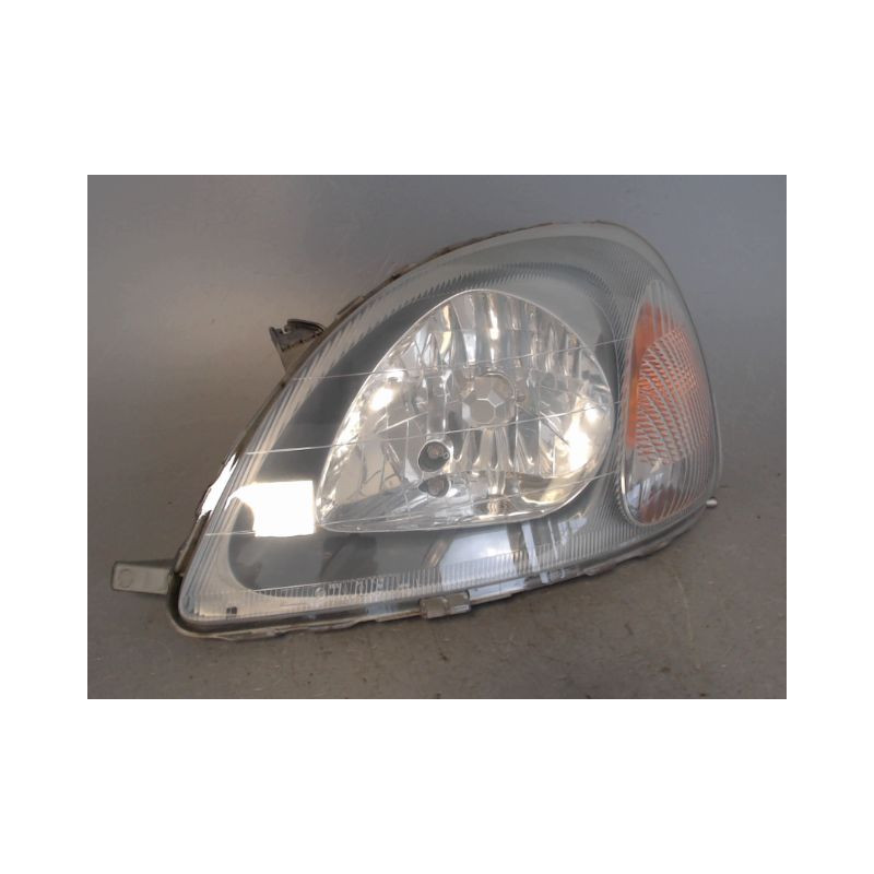 PHARE GAUCHE TOYOTA YARIS