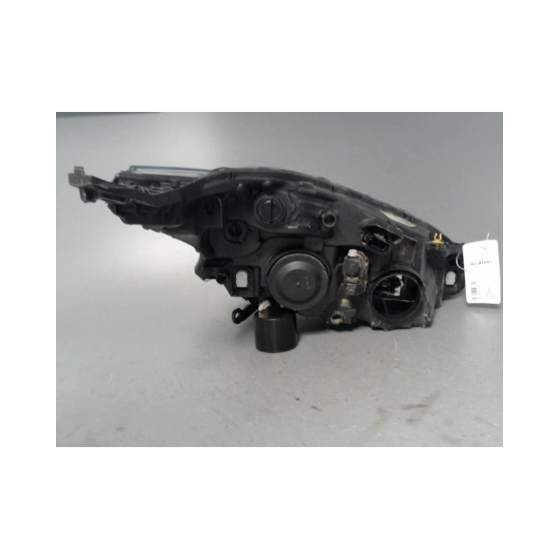 PHARE GAUCHE PEUGEOT 208