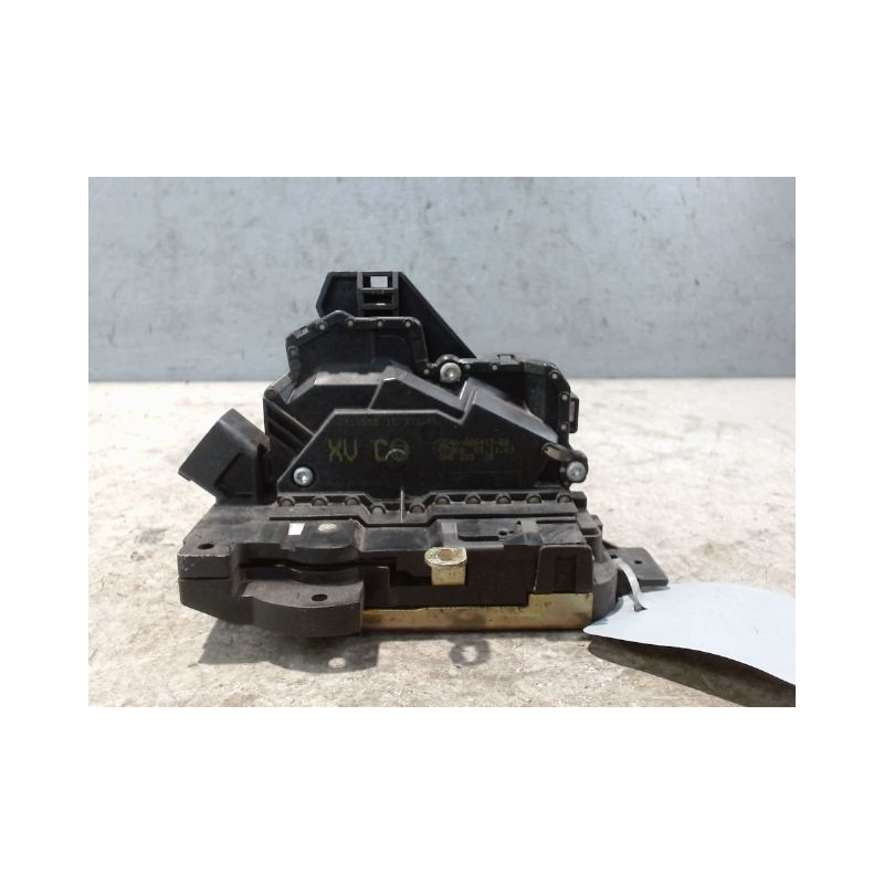 SYSTEME CONDAMNATION ARRIERE GAUCHE FORD FOCUS 98-04