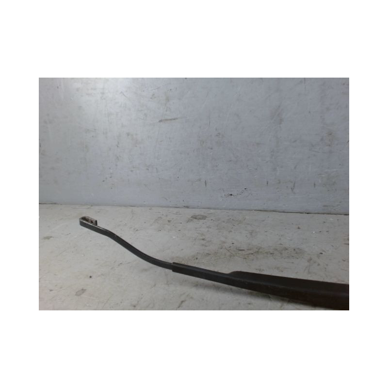 BRAS ESSUIE-GLACE AVANT DROIT TOYOTA RAV4 2006