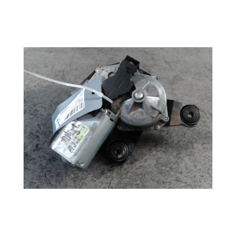 MOTEUR ESSUIE-GLACE ARRIERE FIAT PUNTO 2003-