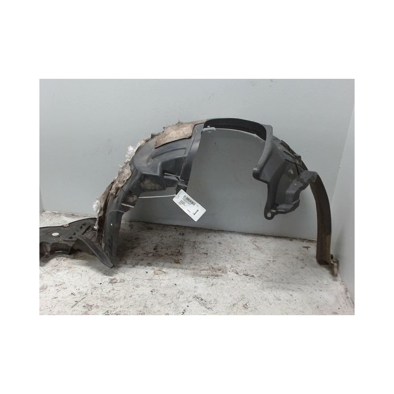 PARE-BOUE AVANT DROIT RENAULT KOLEOS 2008-