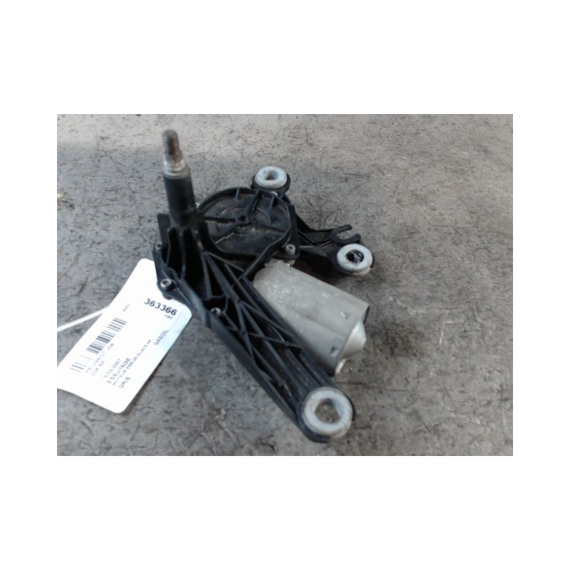 MOTEUR ESSUIE-GLACE ARRIERE PEUGEOT 206 5P