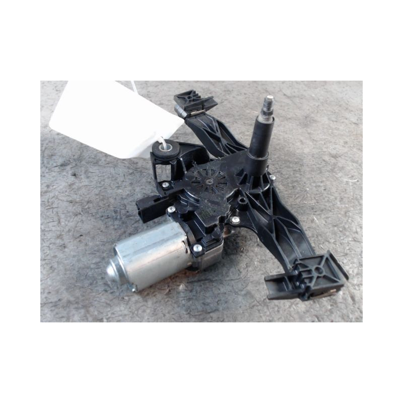 MOTEUR ESSUIE-GLACE ARRIERE OPEL CORSA 2010-