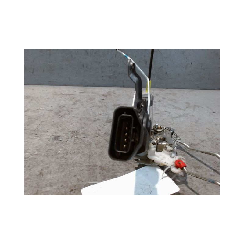 SYSTEME CONDAMNATION AVANT GAUCHE TOYOTA AYGO 3P