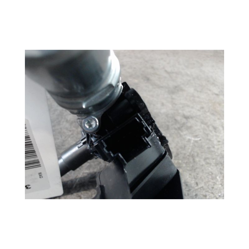 MOTEUR ESSUIE-GLACE ARRIERE PEUGEOT 308 2011-
