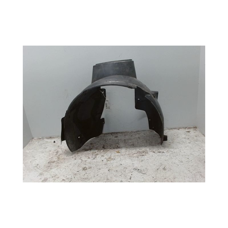 PARE-BOUE AVANT DROIT FIAT PUNTO 99-2003