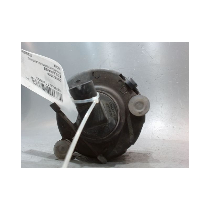 PHARE ANTIBROUILLARD AVANT DROIT RENAULT TWINGO