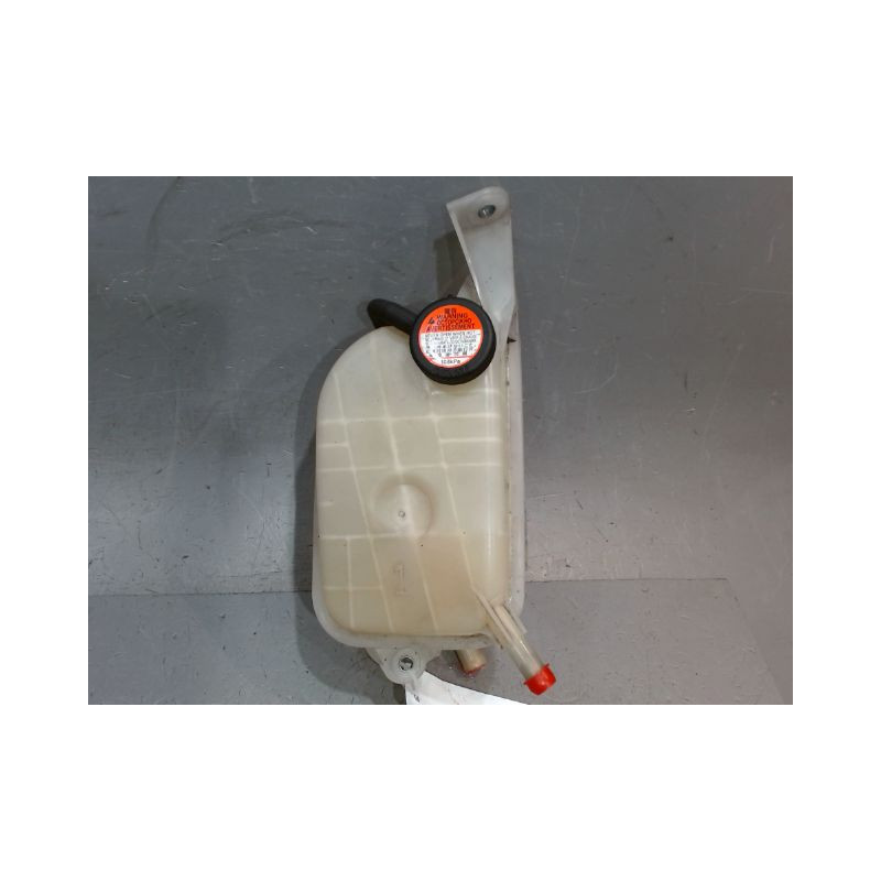 VASE EXPANSION TOYOTA AURIS