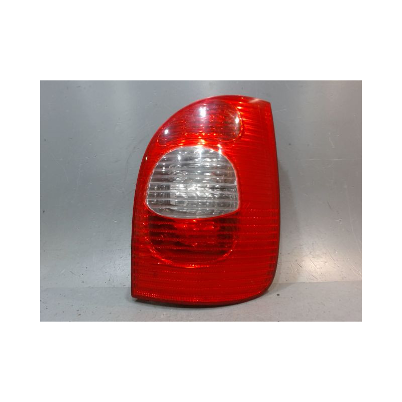 FEU ARRIERE GAUCHE  CITROEN XSARA