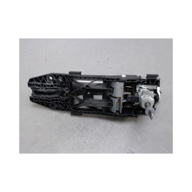 POIGNEE EXTERIEURE PORTE AVANT GAUCHE VOLKSWAGEN POLO
