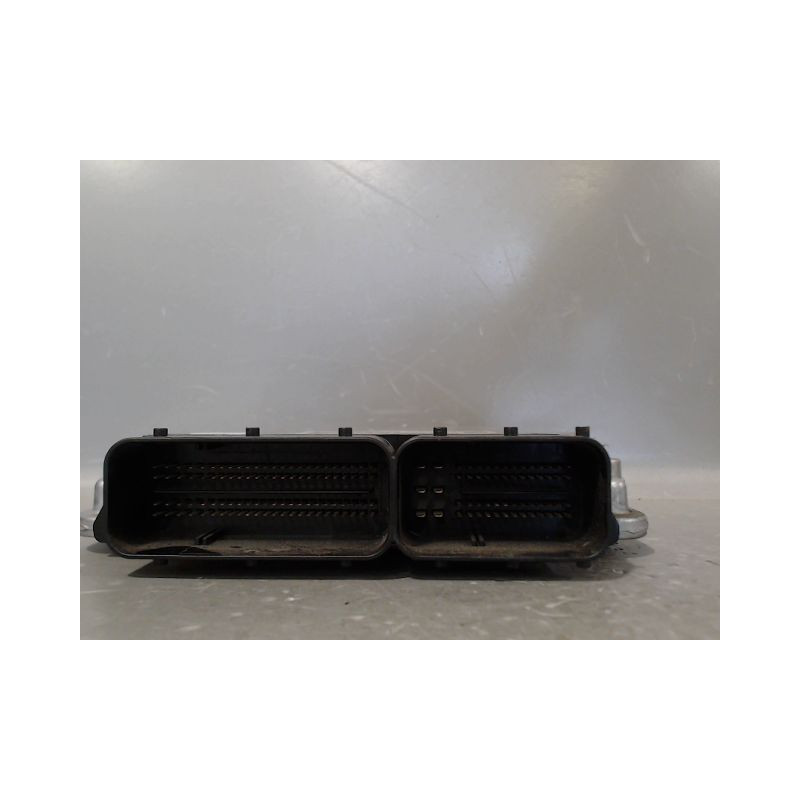 CALCULATEUR MOTEUR B.M.W. SERIE 1