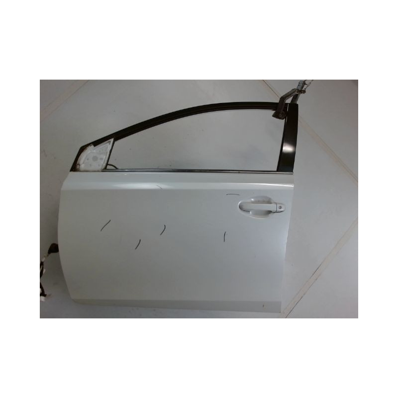 PORTE AVANT GAUCHE TOYOTA AURIS