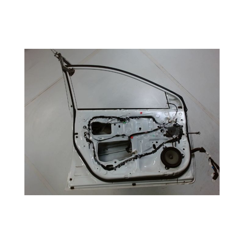 PORTE AVANT GAUCHE TOYOTA AURIS