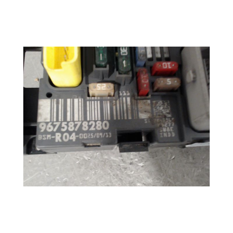 BOITE A FUSIBLES CITROEN BERLINGO