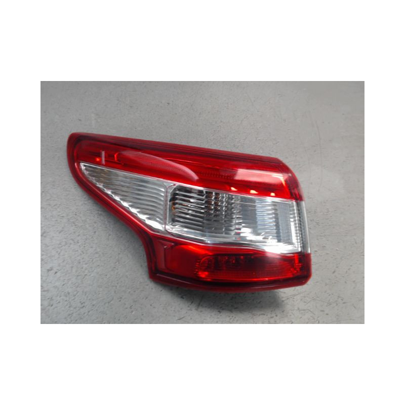 FEU ARRIERE GAUCHE  NISSAN QASHQAI
