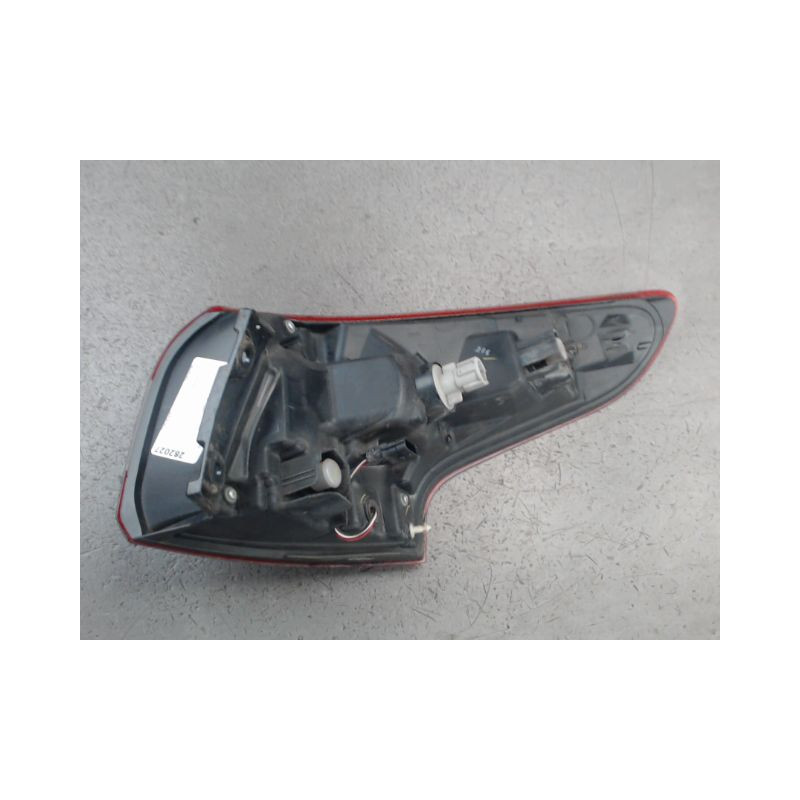 FEU ARRIERE GAUCHE  NISSAN QASHQAI