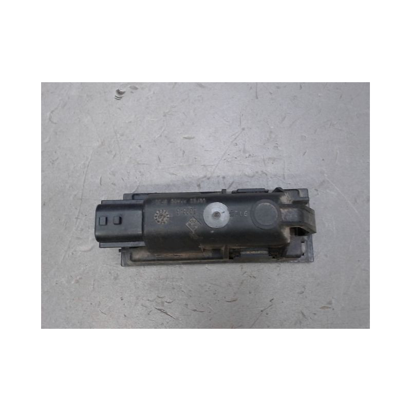ECLAIREUR PLAQUE DE POLICE DROIT RENAULT KADJAR