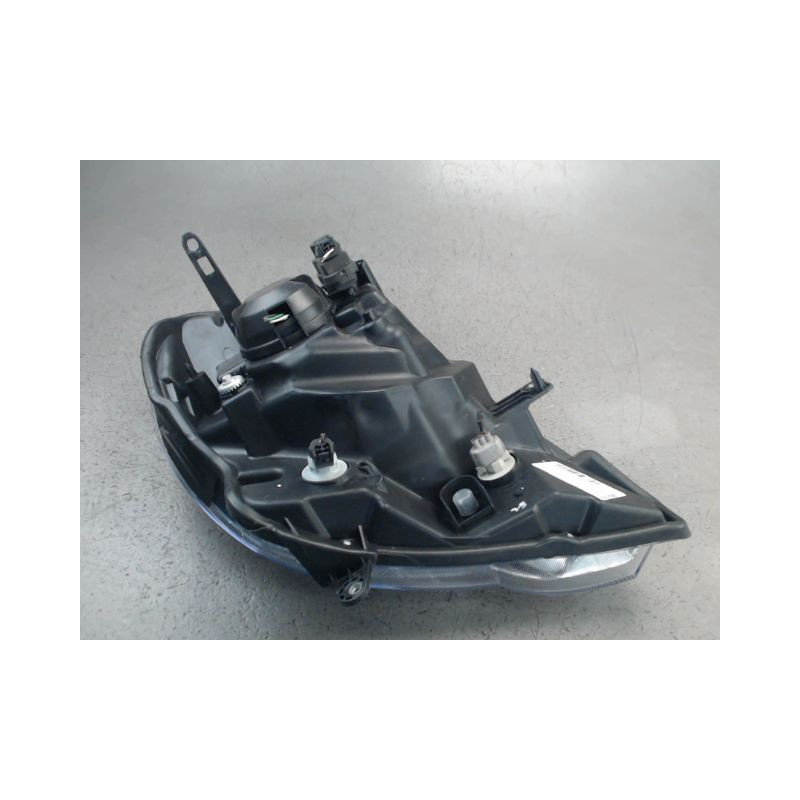 PHARE GAUCHE RENAULT KANGOO