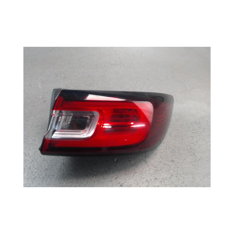 FEU ARRIERE DROIT RENAULT CLIO