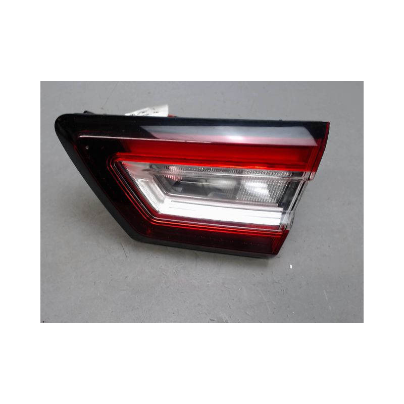 FEU ARRIERE INTERIEUR DROIT RENAULT CLIO